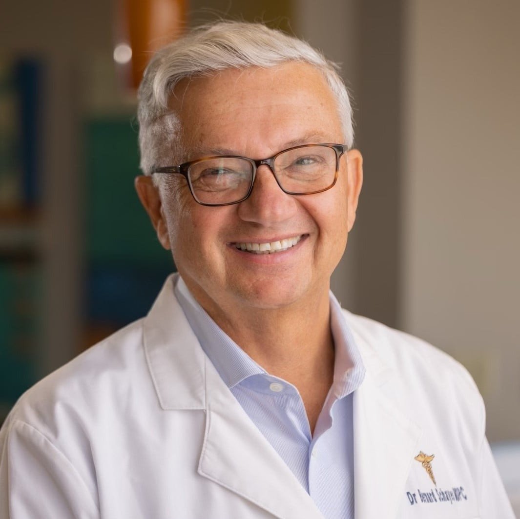Dr. Bernard Schayes, M.D.